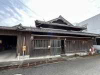 再建築可能
日吉小学校徒歩約5分、泉中学校徒歩約15分