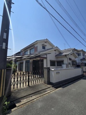 閑静な住宅地でのびのび子育て！
