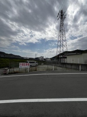 京都市伏見区・南区・東山区・下京区・右京区を中心とする不動産売買のセンチュリー21ハウスマーケット｜スタッフのオススメ物件や、オープンハウス・現地説明会など最新情報をお届け 駐車場用地をお探しの方お問合せください?