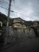 ■播磨高岡駅から徒歩38分の売地です! ■南向きの公道に接した立地!