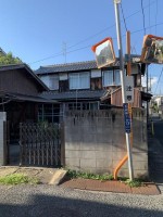 古家付き土地売買、現状有姿渡しです、残置物は撤去予定