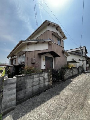 京都市伏見区・南区・東山区・下京区・右京区を中心とする不動産売買のセンチュリー21ハウスマーケット｜スタッフのオススメ物件や、オープンハウス・現地説明会など最新情報をお届け 収益物件におすすめ。想定賃料月約4万円。表面利回り約24％。