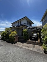 京都市伏見区・南区・東山区・下京区・右京区を中心とする不動産売買のセンチュリー21ハウスマーケット｜スタッフのオススメ物件や、オープンハウス・現地説明会など最新情報をお届け たっぷりの陽光と心地よい風が舞い込む住まい
のびのびスローライフを叶える、閑静な住宅地
