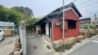 京都市伏見区・南区・東山区・下京区・右京区を中心とする不動産売買のセンチュリー21ハウスマーケット｜スタッフのオススメ物件や、オープンハウス・現地説明会など最新情報をお届け 土地面積約２４５．８１平米、的形駅徒歩約５分、東向きに付き日当たり・通風良好