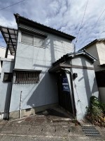 京都市伏見区・南区・東山区・下京区・右京区を中心とする不動産売買のセンチュリー21ハウスマーケット｜スタッフのオススメ物件や、オープンハウス・現地説明会など最新情報をお届け 山陽電気鉄道網干線西飾磨駅徒歩5分の近さ。通勤通学に便利＋駅周辺の生活施設も利用しやすい
